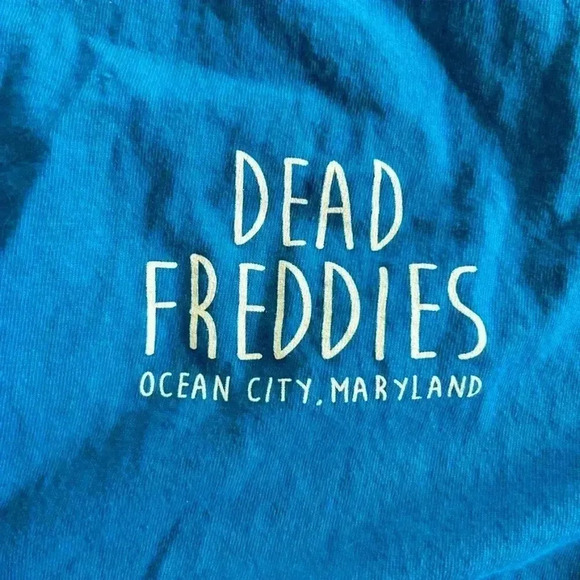 Dead Freddie's Graphic Tee - Picture 4 of 7